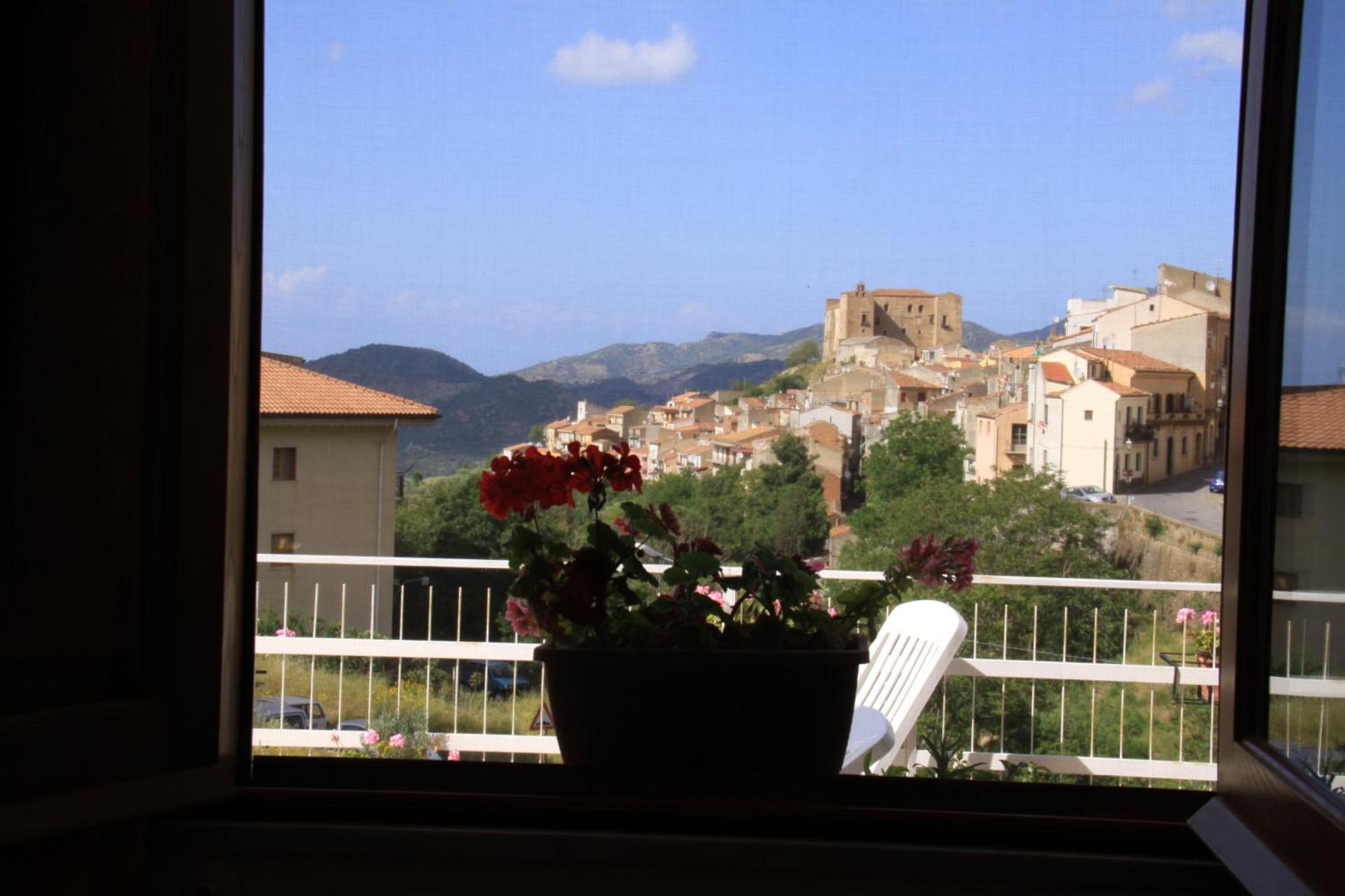 B&B Panorama Castelbuono  Exteriér fotografie